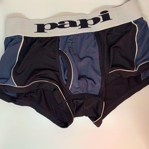 PAPI black trunks. Size M